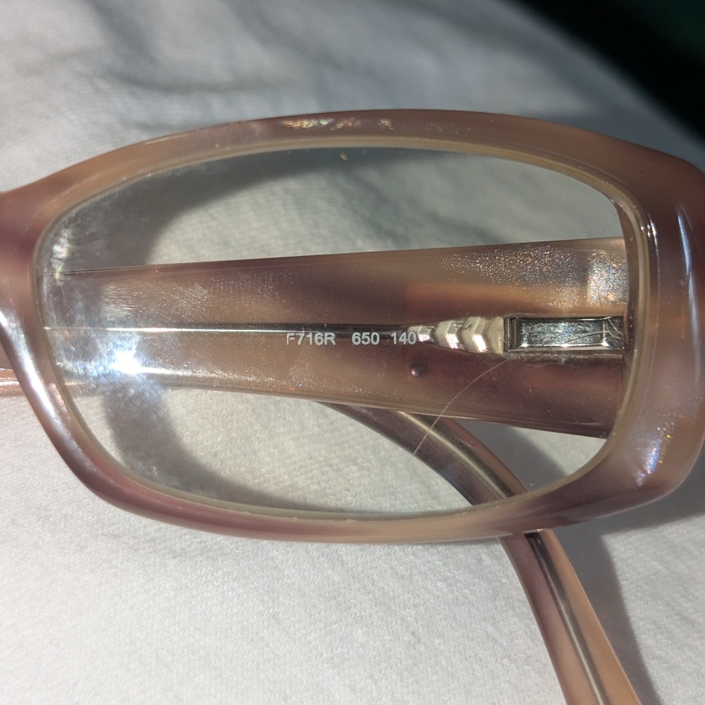fendi Rectangular Glasses - Picture 9 of 10